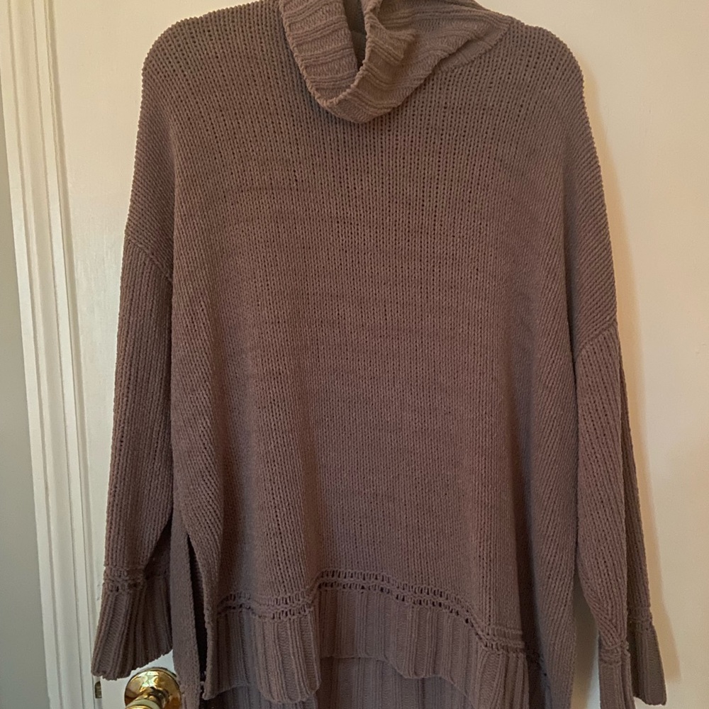 Aerie sweater